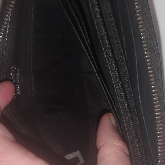 Jimmy Choo Black Wallet with Star Studs Box And Dust Bag Included - Picture 13 of 14